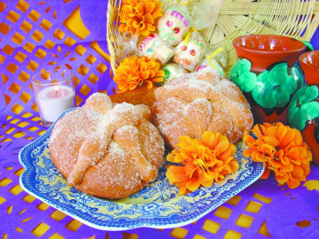 Datos curiosos que no conocías sobre el riquísimo pan de muerto