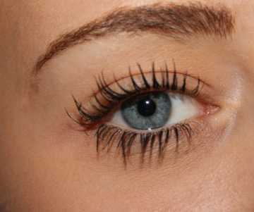 ¿Cómo hacer crecer las pestañas?