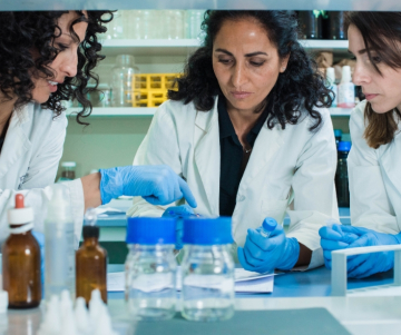 Ecuatorianos que hicieron aportes a la ciencia