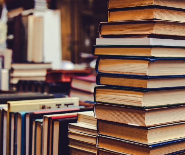 ¿Cuándo se celebra el Día Internacional del Libro?