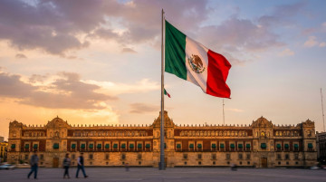 Símbolos patrios de México y la historia detrás de la Bandera el Escudo y el Himno Nacional