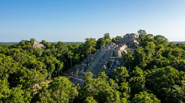 Zonas arqueológicas poco conocidas en México para explorar la riqueza del mundo maya sin multitudes